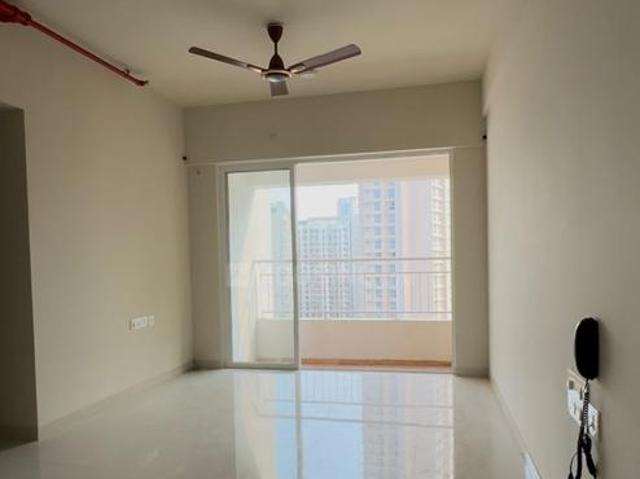 3 BHK Apartment in Mira Road East for rent Mira Bhayandar. The reference number is 19519243