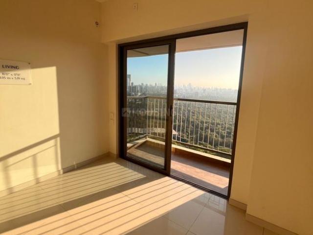 3 BHK Apartment in Mira Road East for rent Mira Bhayandar. The reference number is 19627056