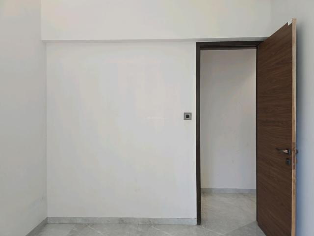3 BHK Apartment in Mira Road East for rent Mira Bhayandar. The reference number is 19930840