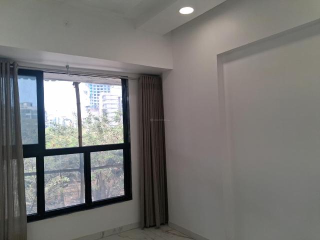 3 BHK Apartment in Mira Road East for resale Mira Bhayandar. The reference number is 17456401