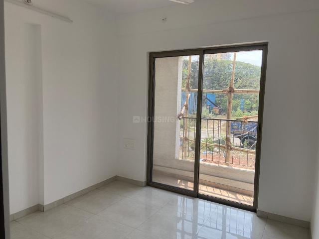 3 BHK Apartment in Mira Road East for resale Mira Bhayandar. The reference number is 18787044