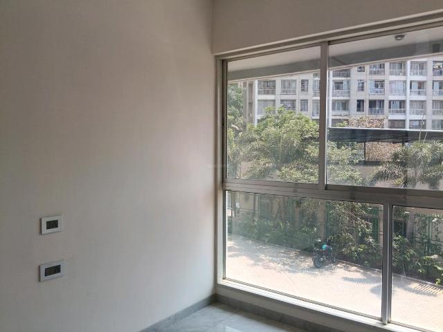 3 BHK Apartment in Mira Road East for resale Mira Bhayandar. The reference number is 19453779