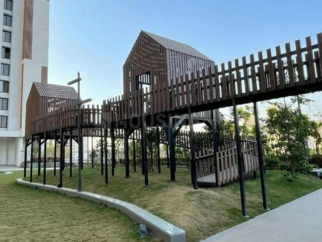 3 BHK Apartment in Mira Road East for resale Mira Bhayandar. The reference number is 20295113