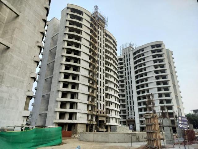 3 BHK Apartment in Mubarakpur for resale Lucknow. The reference number is 21105189