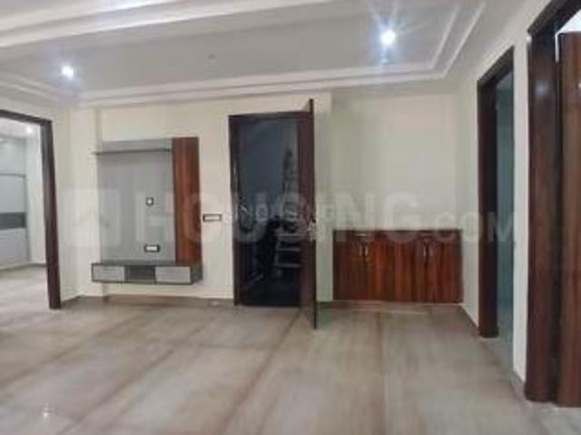3 BHK Apartment in Mukherjee Nagar for rent New Delhi. The reference number is 17497658