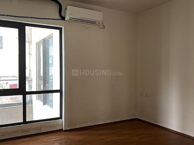 3 BHK Apartment in Santoshpur for resale Kolkata. The reference number is 20185885