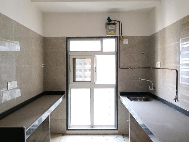3 BHK Apartment in Mulund East for rent Mumbai. The reference number is 19329067