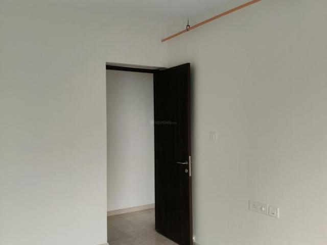 3 BHK Apartment in Mulund West for rent Mumbai. The reference number is 19517951