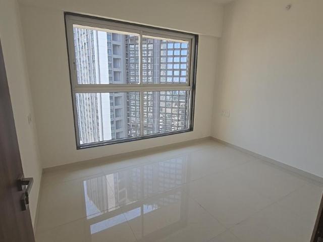 3 BHK Apartment in Mulund West for rent Mumbai. The reference number is 20160088