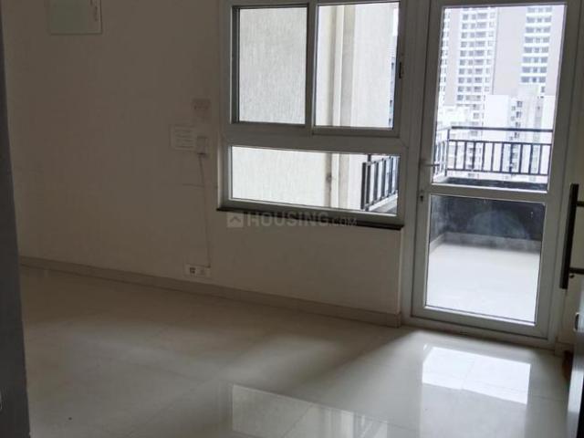 3 BHK Apartment in Mundhwa for rent Pune. The reference number is 18479441