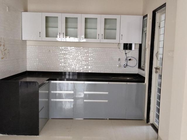 3 BHK Apartment in Mundhwa for rent Pune. The reference number is 18481256