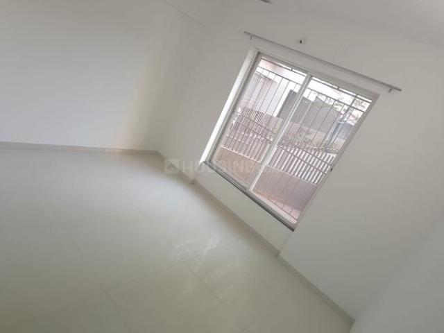 3 BHK Apartment in Mundhwa for rent Pune. The reference number is 19978158