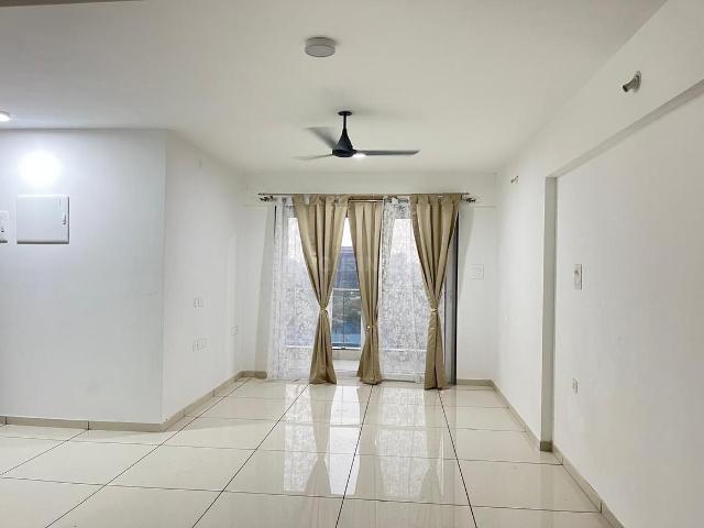 3 BHK Apartment in Mundhwa for rent Pune. The reference number is 20305591