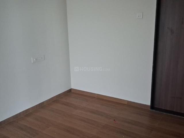3 BHK Apartment in Mundhwa for rent Pune. The reference number is 20576931