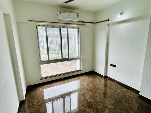 3 BHK Apartment in Mundhwa for rent Pune. The reference number is 21026757