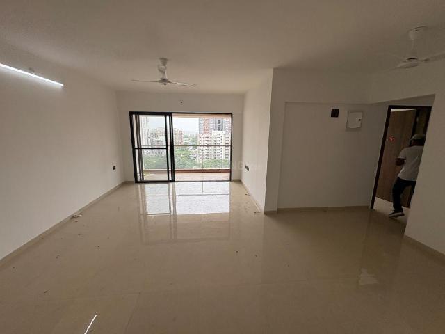 3 BHK Apartment in Mundhwa for rent Pune. The reference number is 21095990