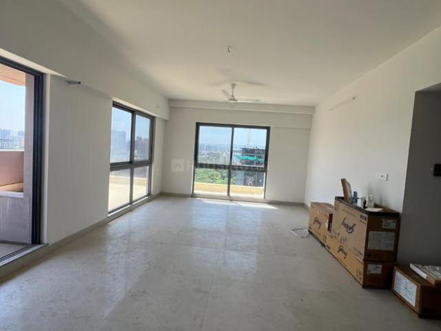 3 BHK Apartment in Mundhwa for rent Pune. The reference number is 21197388