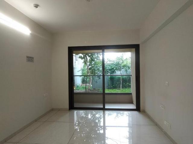 3 BHK Apartment in Mundhwa for resale Pune. The reference number is 21127925
