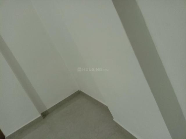 3 BHK Apartment in Murarji Peth for rent Solapur. The reference number is 21199871