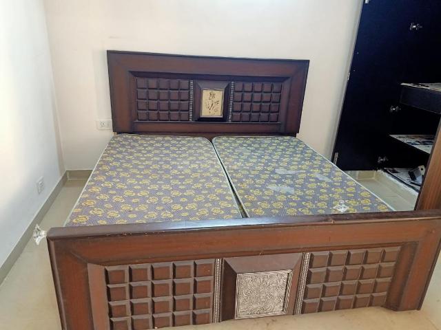 3 BHK Apartment in Noida Extension for rent Greater Noida. The reference number is 12600135