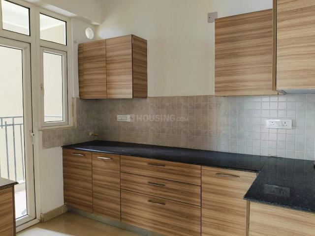 3 BHK Apartment in Noida Extension for rent Greater Noida. The reference number is 14724109