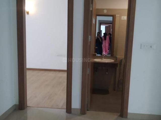 3 BHK Apartment in Noida Extension for rent Greater Noida. The reference number is 15146144