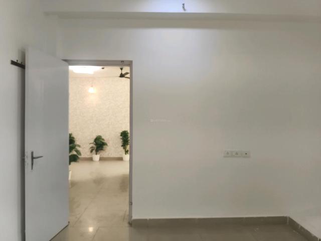 3 BHK Apartment in Noida Extension for rent Greater Noida. The reference number is 18943733
