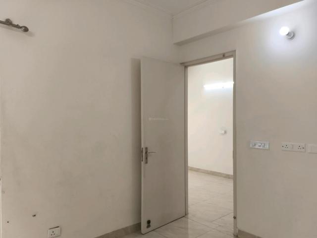 3 BHK Apartment in Noida Extension for rent Greater Noida. The reference number is 19772094