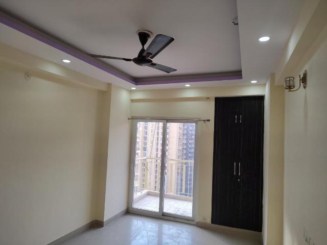 3 BHK Apartment in Noida Extension for rent Greater Noida. The reference number is 19787367