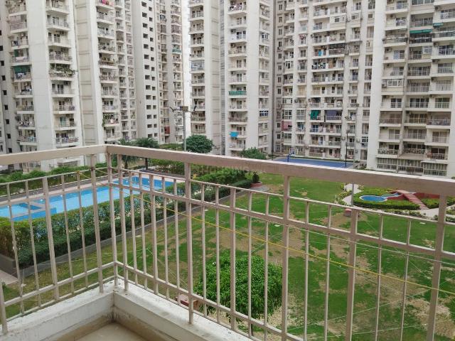 3 BHK Apartment in Noida Extension for rent Greater Noida. The reference number is 19860591