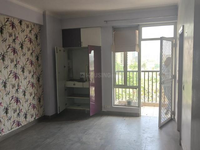 3 BHK Apartment in Noida Extension for rent Greater Noida. The reference number is 19983013