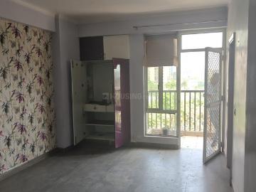 3 BHK Apartment in Noida Extension for rent Greater Noida. The reference number is 19983013
