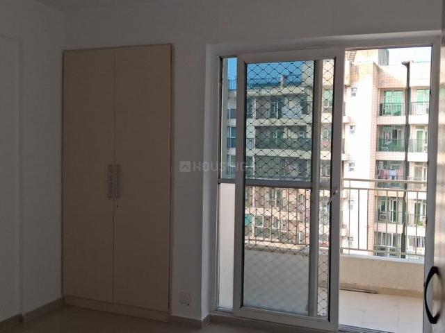3 BHK Apartment in Noida Extension for rent Greater Noida. The reference number is 20643011