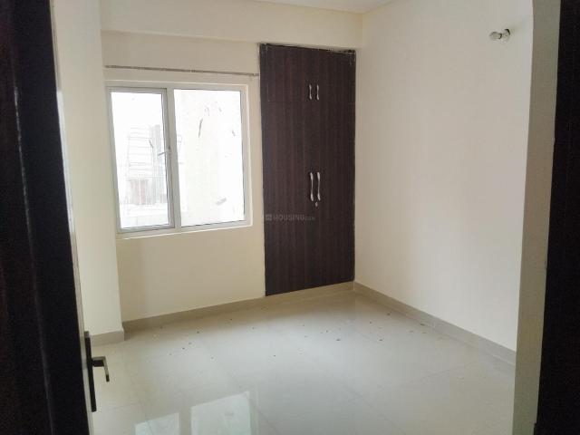 3 BHK Apartment in Noida Extension for rent Greater Noida. The reference number is 20673906