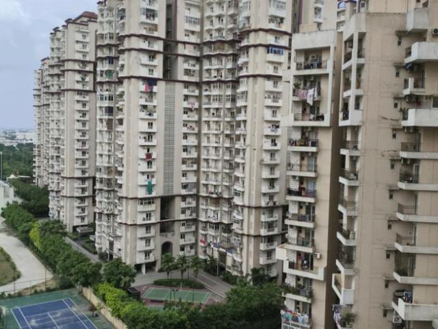 3 BHK Apartment in Noida Extension for rent Greater Noida. The reference number is 20696450