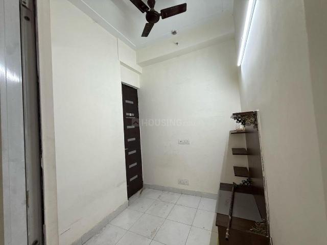 3 BHK Apartment in Noida Extension for rent Greater Noida. The reference number is 20786107
