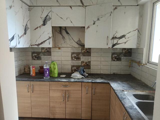 3 BHK Apartment in Noida Extension for rent Greater Noida. The reference number is 20801553