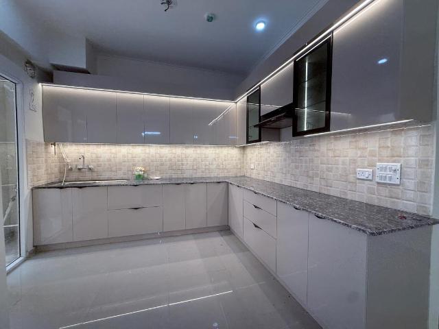 3 BHK Apartment in Noida Extension for rent Greater Noida. The reference number is 20828586