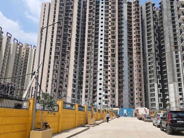 3 BHK Apartment in Noida Extension for rent Greater Noida. The reference number is 20843391