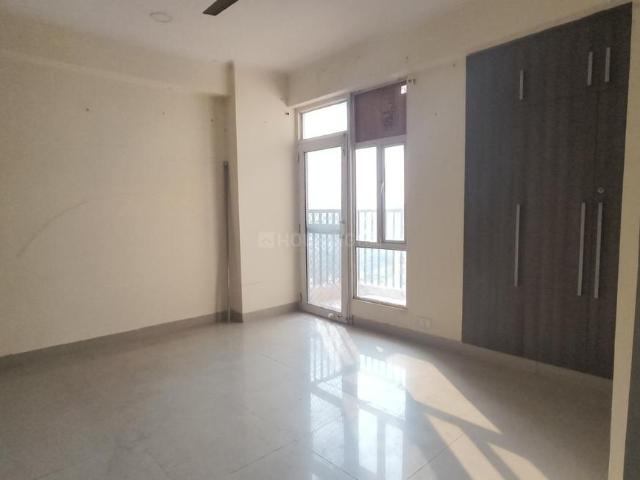 3 BHK Apartment in Noida Extension for rent Greater Noida. The reference number is 20897338