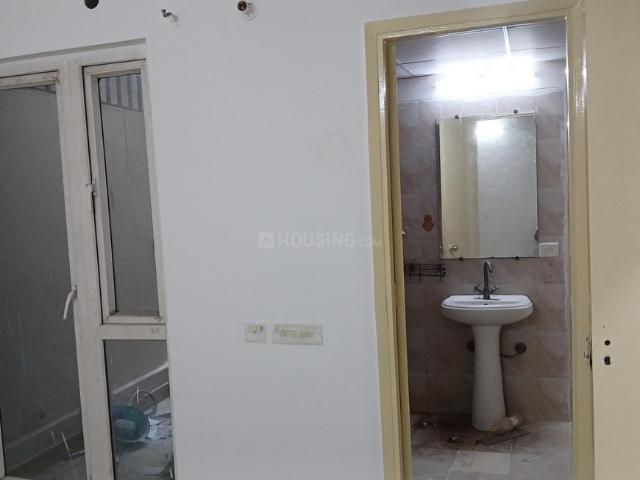 3 BHK Apartment in Noida Extension for rent Greater Noida. The reference number is 20913078