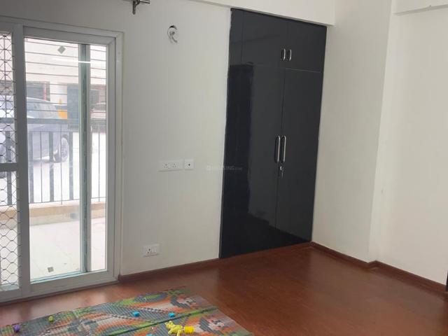 3 BHK Apartment in Noida Extension for rent Greater Noida. The reference number is 20963708