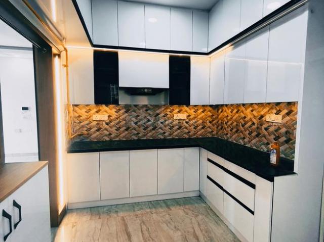 3 BHK Apartment in Noida Extension for rent Greater Noida. The reference number is 20994375