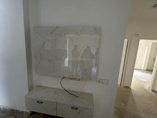 3 BHK Apartment in Noida Extension for rent Greater Noida. The reference number is 20013737