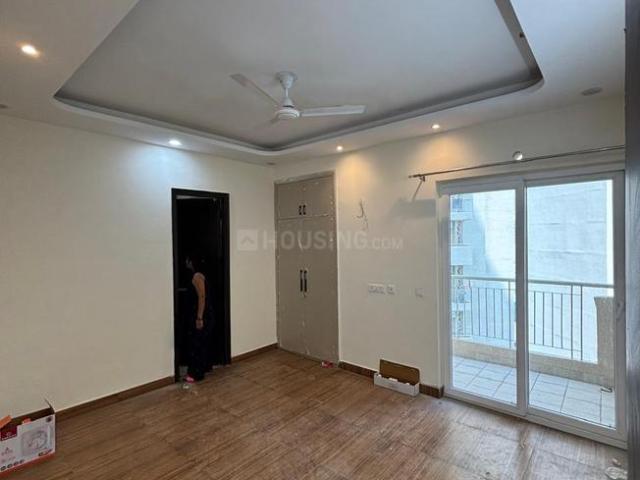3 BHK Apartment in Noida Extension for rent Greater Noida. The reference number is 21000998