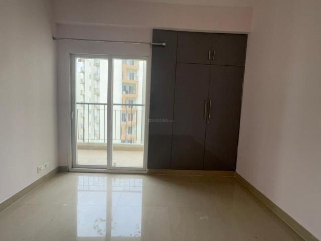 3 BHK Apartment in Noida Extension for rent Greater Noida. The reference number is 21020610