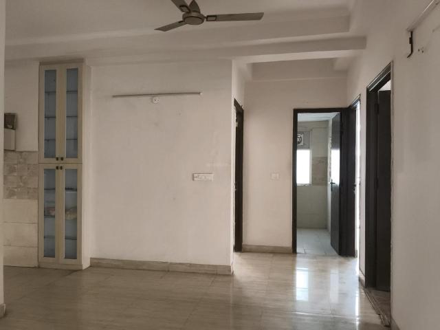 3 BHK Apartment in Noida Extension for rent Greater Noida. The reference number is 21069246