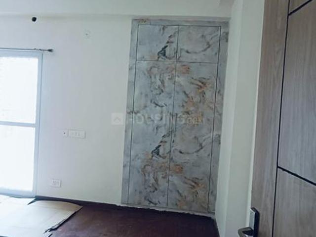 3 BHK Apartment in Noida Extension for rent Greater Noida. The reference number is 21070587