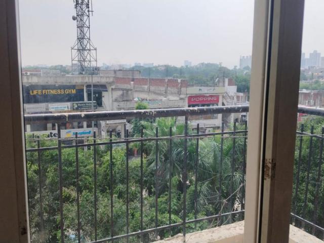 3 BHK Apartment in Noida Extension for rent Greater Noida. The reference number is 21115415