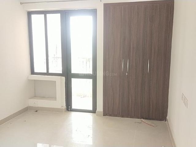 3 BHK Apartment in Noida Extension for rent Greater Noida. The reference number is 21121054